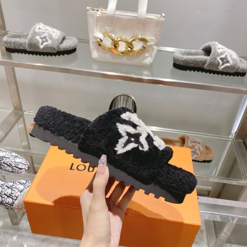 Louis Vuitton Slippers